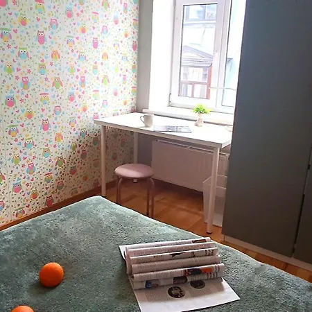 Old Town 2 Bedroom Near Dome Square & Scenic Waterfront Apartment *
