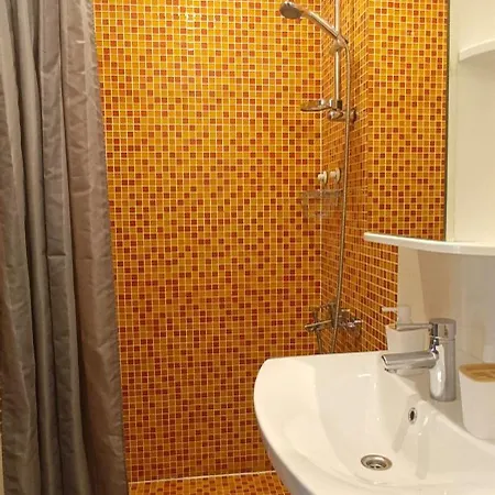 Apartmán Old Town Two Bedroom Near Dome Square & Scenic Waterfront