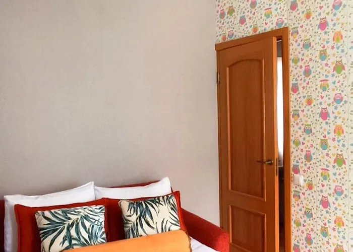 Old Town Two Bedroom Near Dome Square & Scenic Waterfront * Riga