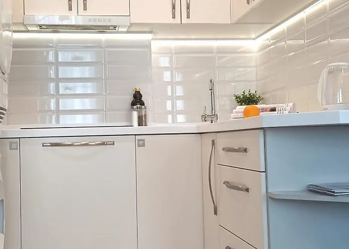 Old Town Two Bedroom Near Dome Square & Scenic Waterfront Apartment Riga