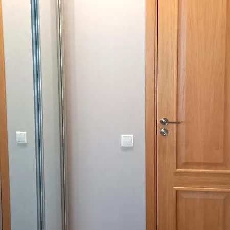 Old Town 2 Bedroom Near Dome Square & Scenic Waterfront דירה *